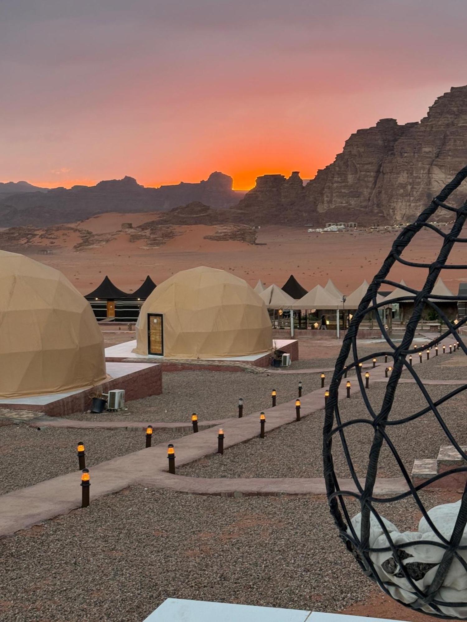 Nael Bedouin Luxury Camp Wadi Rum Exterior foto